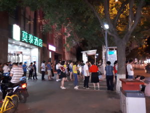 Beijing - surprizele și frustrările unui turist explorator. 2: Prinț și cerșetor