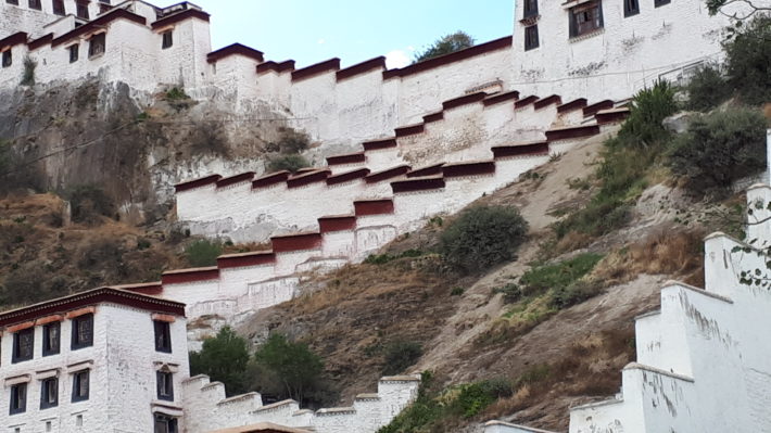 Potala, Lhasa, Tibet: povestea unei iubiri spirituale autentice