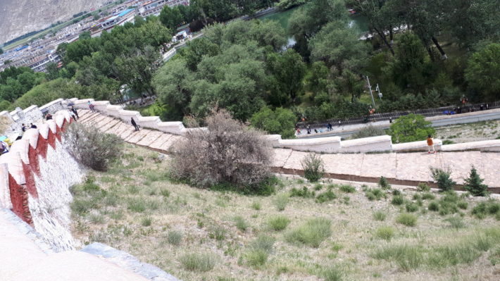 Potala, Lhasa, Tibet: povestea unei iubiri spirituale